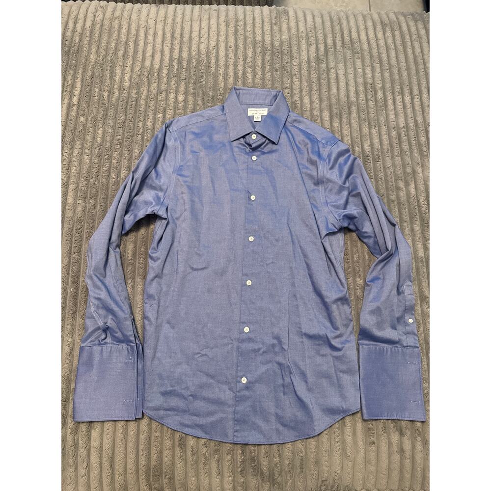 Banana Republic men’s long sleeve 
dress shirt size L 16-16 1/2 slim fit